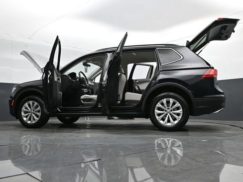 Used 2019 Volkswagen Tiguan SEL AWD/4WD image 33