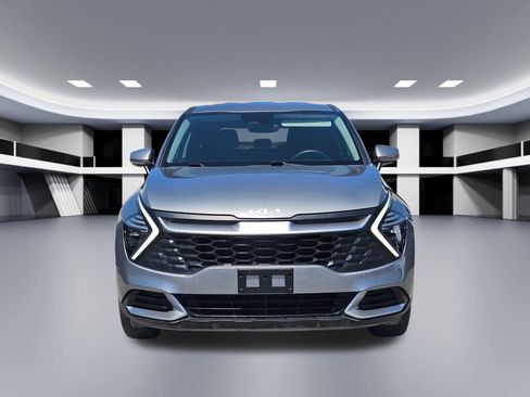 Certified 2025 Kia Sportage LX FWD image 9