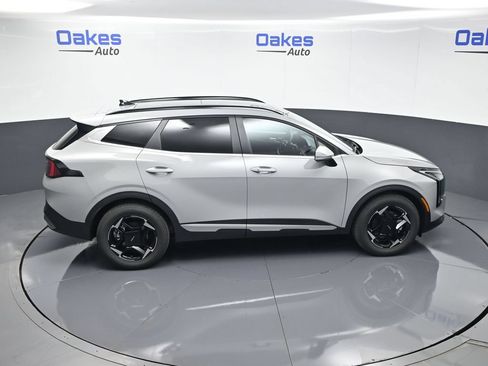New 2026 Kia Sportage EX w/ EX Panorama Roof Package FWD image 54