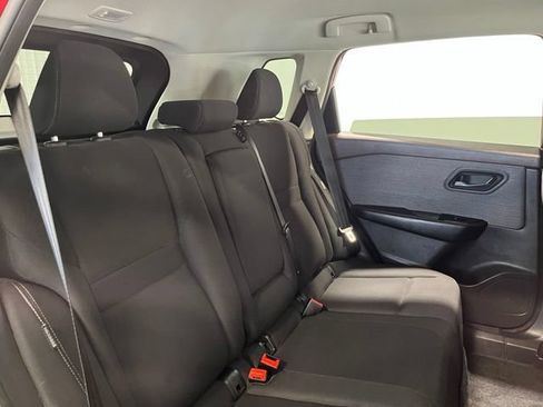 Used 2023 Nissan Rogue S AWD/4WD image 14