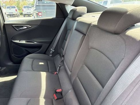 Used 2023 Chevrolet Malibu LT FWD image 11