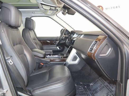 Used 2022 Land Rover Range Rover Westminster Edition image 13