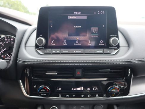 Certified 2022 Nissan Rogue SV w/ SV Premium Package image 21