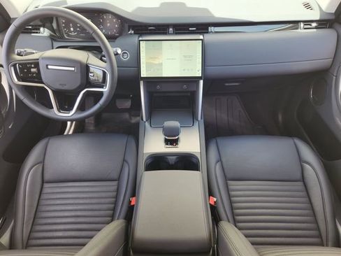 Used 2025 Land Rover Discovery Sport S image 25