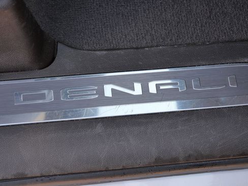 Used 2022 GMC Sierra 3500 Denali image 17