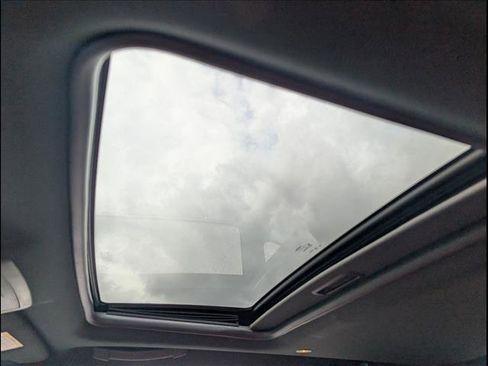 Used 2014 Dodge Challenger R/T Plus image 12