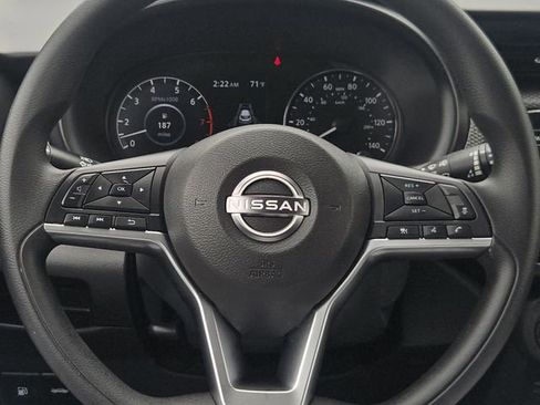Used 2022 Nissan Kicks SV FWD image 25