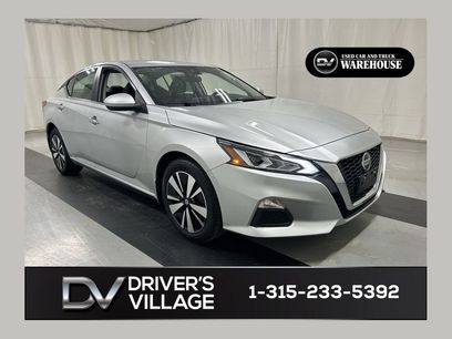 Used 2022 Nissan Altima 2.5 SV