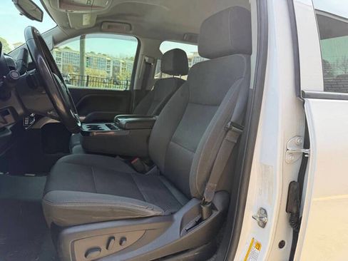 Used 2018 Chevrolet Silverado 1500 LTZ AWD/4WD image 10