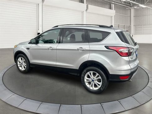 Used 2018 Ford Escape SEL w/ Ford Safe & Smart Package AWD/4WD image 2
