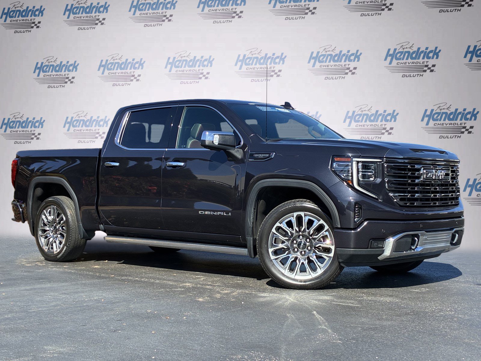Used 2023 GMC Sierra 1500 Denali Ultimate AWD/4WD image 2