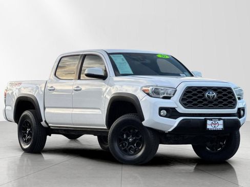 Used 2020 Toyota Tacoma TRD Off-Road image 1
