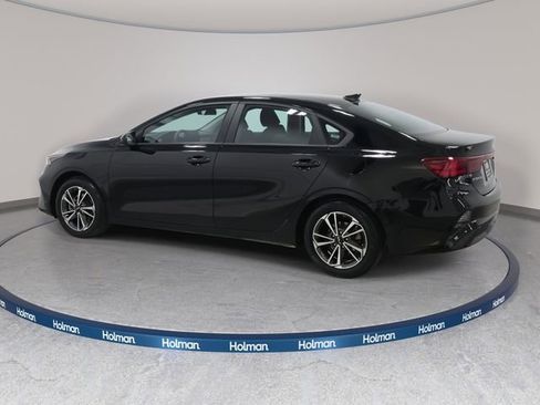Used 2023 Kia Forte LXS image 8
