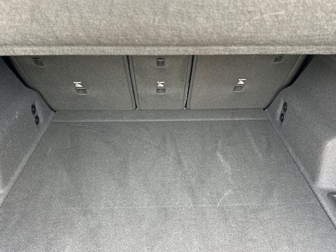 Used 2025 BMW X1 xDrive28i w/ Convenience Package image 19