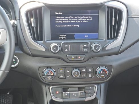 Used 2024 GMC Terrain AT4 w/ Tech Package AWD/4WD image 19