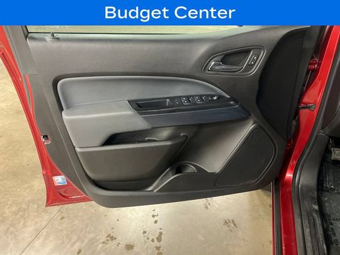 Used 2016 Chevrolet Colorado Z71 AWD/4WD image 14