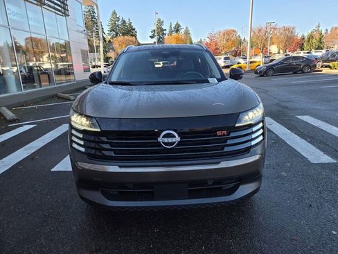 New 2026 Nissan Kicks SR w/ SR Premium Package image 2