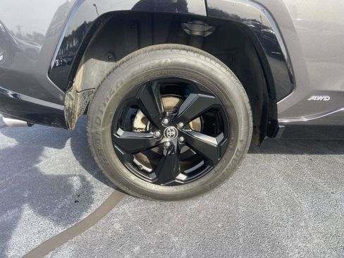 Used 2021 Toyota RAV4 XSE image 11