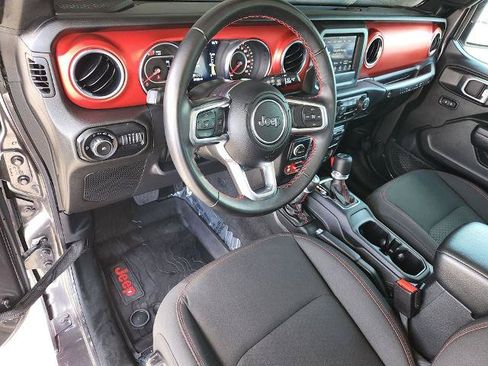 Used 2021 Jeep Wrangler Unlimited Rubicon AWD/4WD image 12