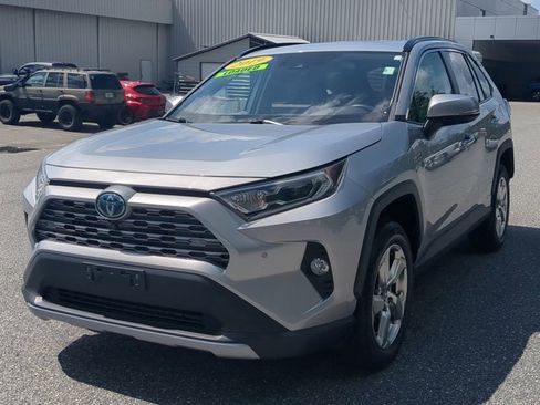Used 2019 Toyota RAV4 Limited image 7
