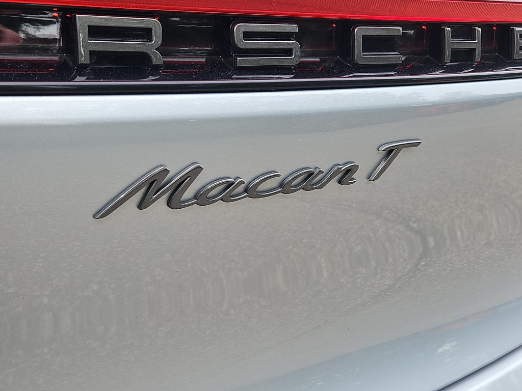 Certified 2026 Porsche Macan Turbo AWD/4WD image 13