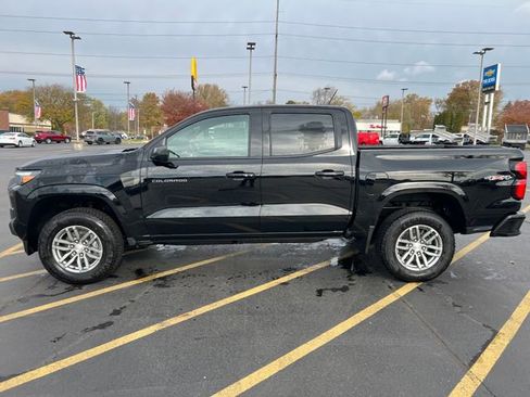 New 2025 Chevrolet Colorado LT w/ LT Convenience Package image 2