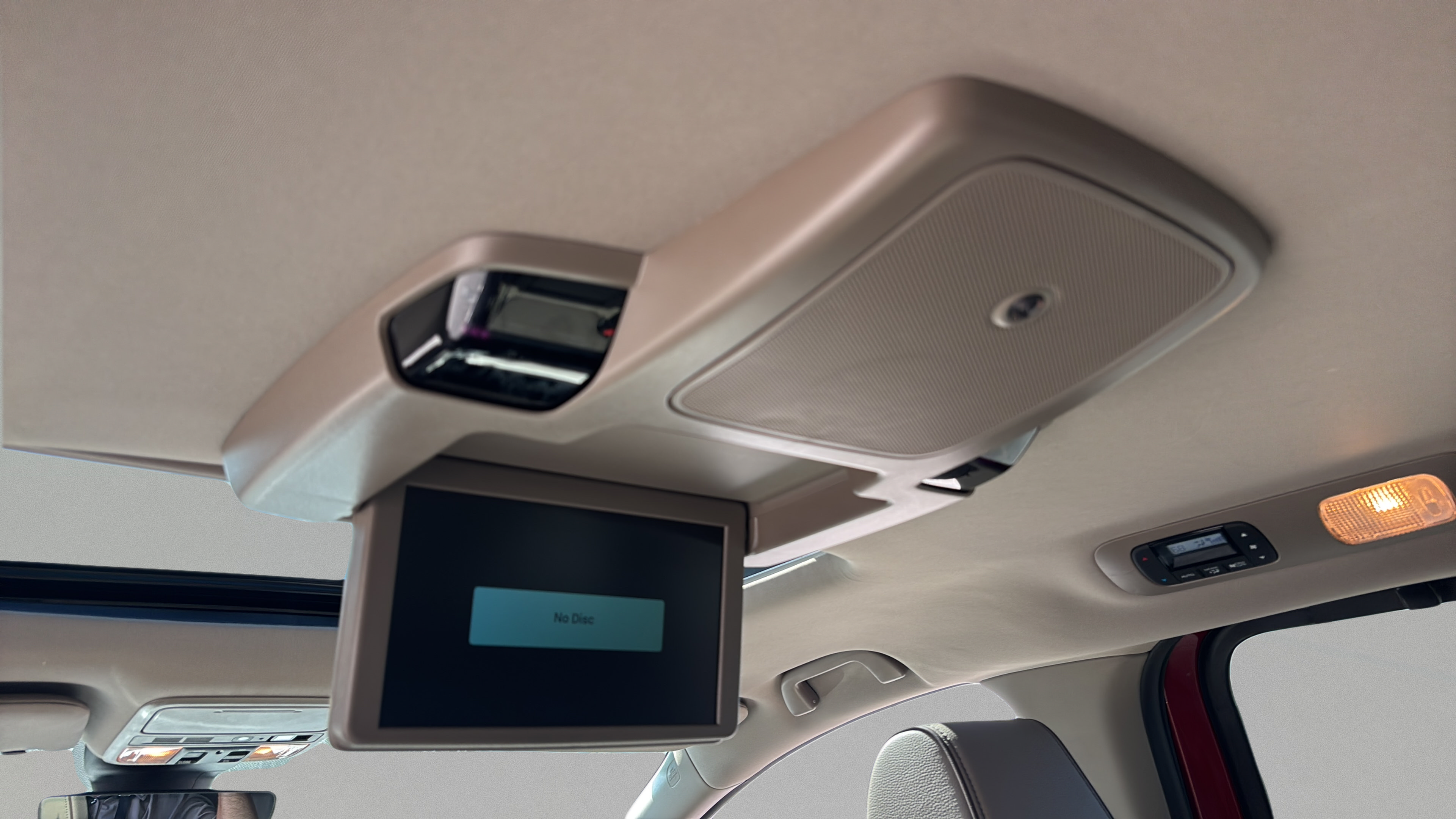 Certified 2024 Honda Odyssey Elite image 15