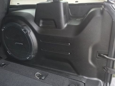 Used 2021 Jeep Wrangler Unlimited Rubicon w/ Dual Top Group AWD/4WD image 34