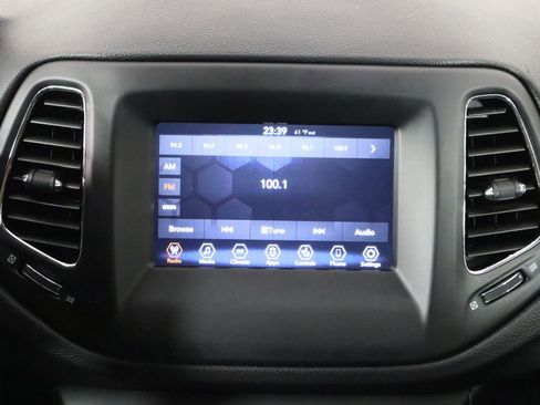 Used 2019 Jeep Compass Latitude w/ Popular Equipment Group image 29