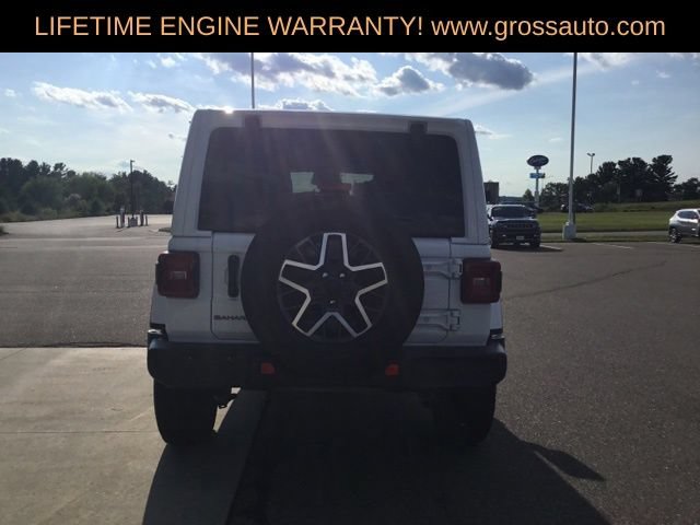 Used 2026 Jeep Wrangler Unlimited Sahara AWD/4WD image 7