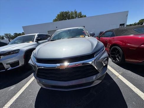Used 2025 Chevrolet Blazer LT FWD image 20