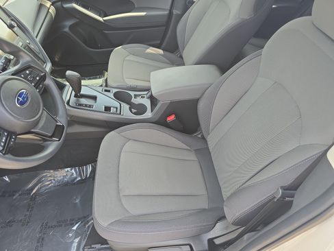Used 2025 Subaru Crosstrek 2.0i AWD/4WD image 16