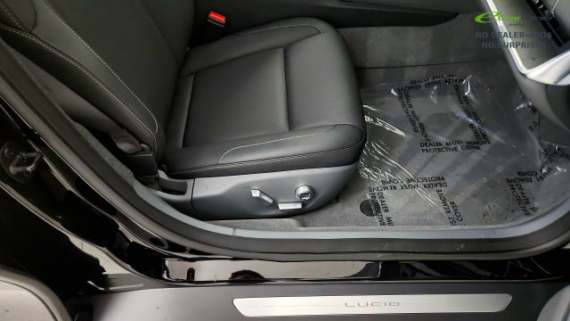 Used 2024 Lucid Air Pure RWD image 40