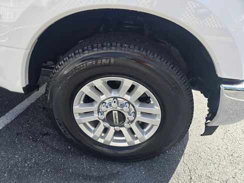 Used 2017 Ford F250 XLT w/ XLT Value Package RWD image 14