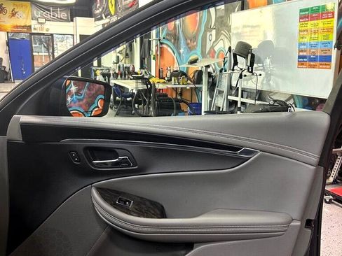 Used 2014 Chevrolet Impala LT w/ Convenience Package image 17