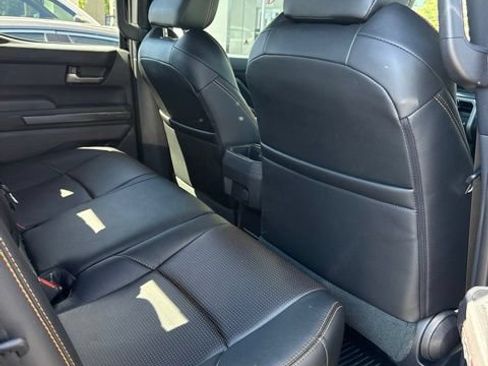 Used 2025 Toyota Tacoma TRD Sport AWD/4WD image 8