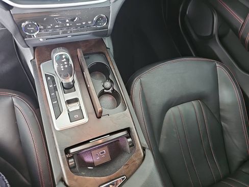 Used 2015 Maserati Ghibli RWD image 22