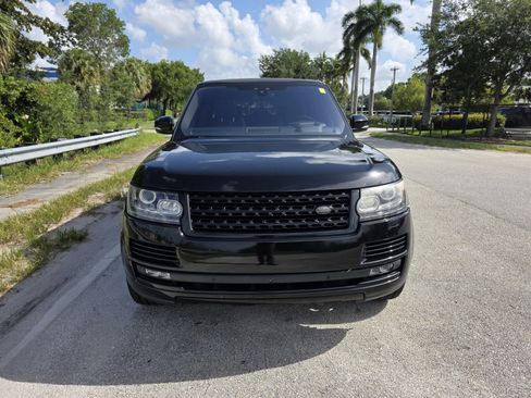 Used 2017 Land Rover Range Rover Supercharged AWD/4WD image 8