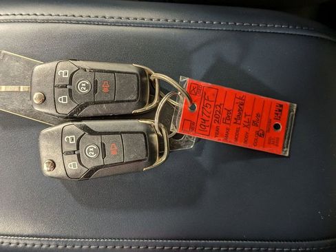 Used 2022 Ford Maverick XLT w/ XLT Luxury Package FWD image 30