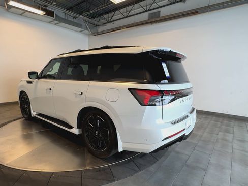 New 2026 INFINITI QX80 4WD image 6
