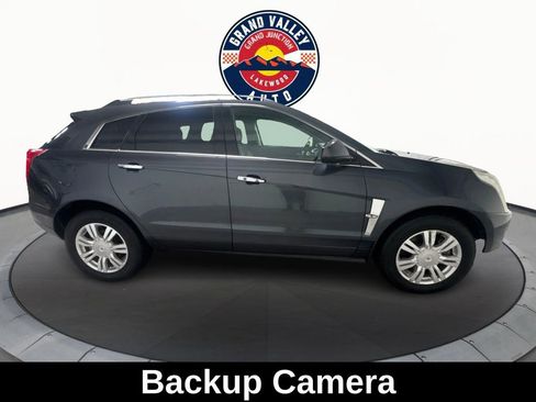 Used 2012 Cadillac SRX Luxury image 5