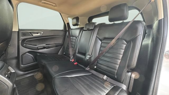 Used 2020 Ford Edge SEL AWD/4WD image 25