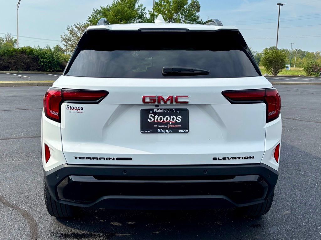 Used 2026 GMC Terrain Elevation w/ Elevation Premium Package AWD/4WD image 6