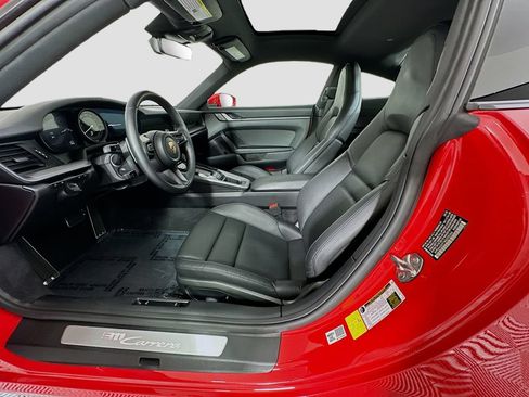 Certified 2021 Porsche 911 Carrera image 5