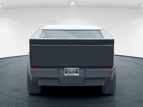 Used 2024 Tesla Cybertruck AWD Crew Cab image 6