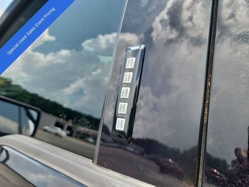 Used 2022 Ford F150 XLT w/ Equipment Group 302A High AWD/4WD image 15