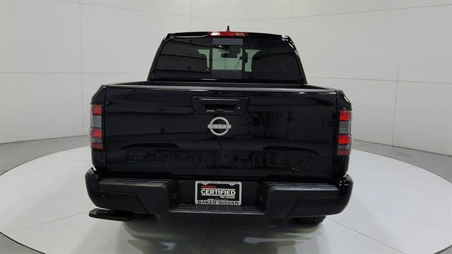 Certified 2025 Nissan Frontier SV RWD image 6
