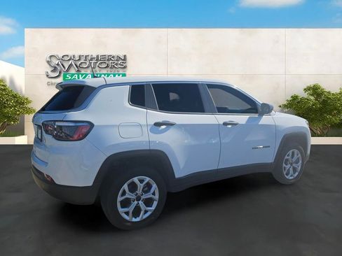 Used 2025 Jeep Compass Sport AWD/4WD image 5