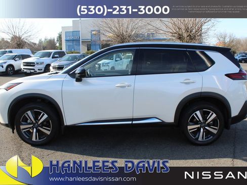 Used 2023 Nissan Rogue SL image 2