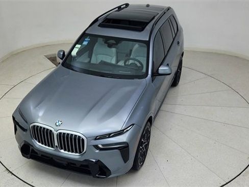 Used 2023 BMW X7 xDrive40i w/ M Sport Package image 85